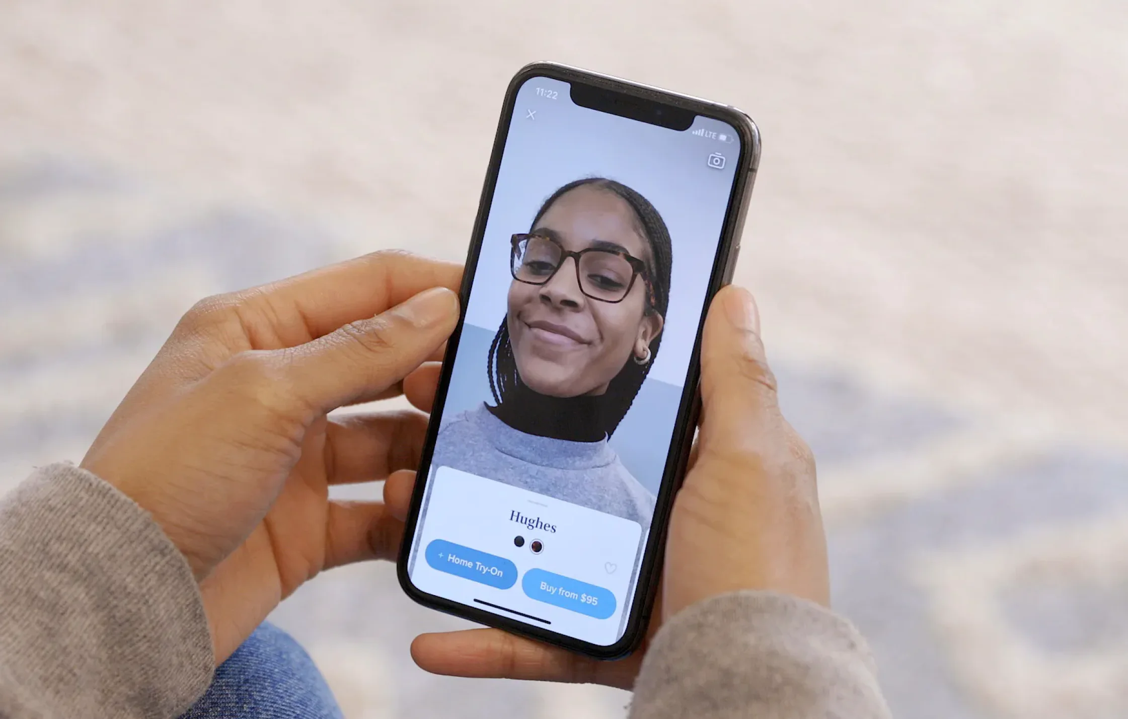 Virtual eyewear try-on app User testing glasses with AR