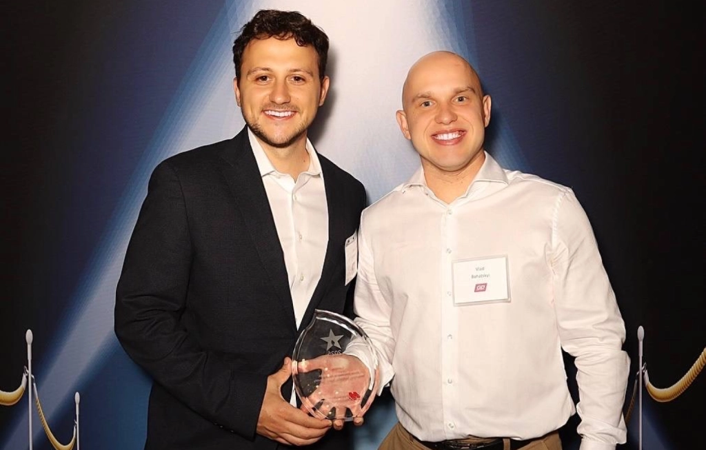 Awarded Web Design by VALMAX Awarded Web Design by VALMAX