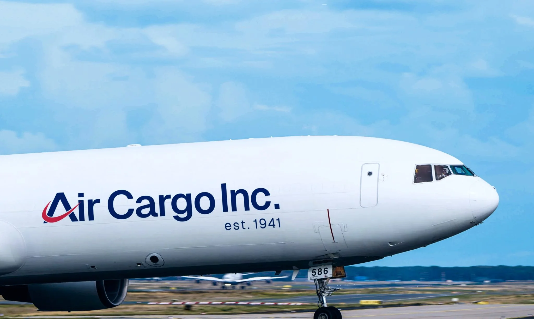 Air cargo aircraft Air Cargo Inc plane